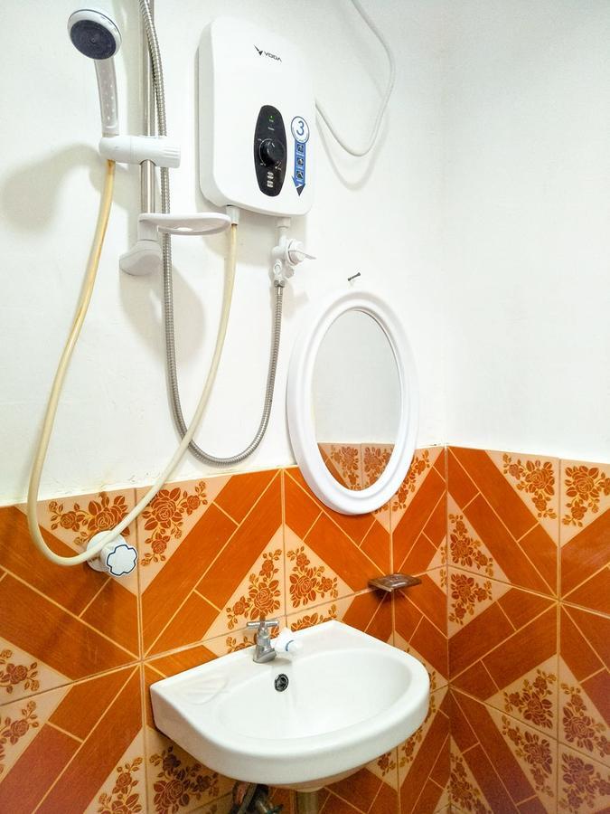 אל נידו Ohana Hostel מראה חיצוני תמונה